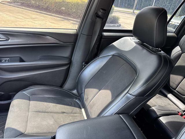 Used 2023 Jeep Grand Cherokee L Laredo RWD image 19