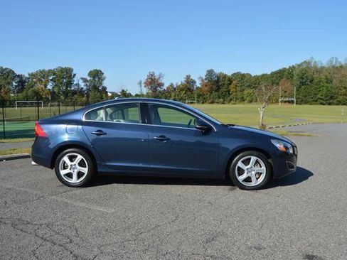 Used 2013 Volvo S60 T5 image 56