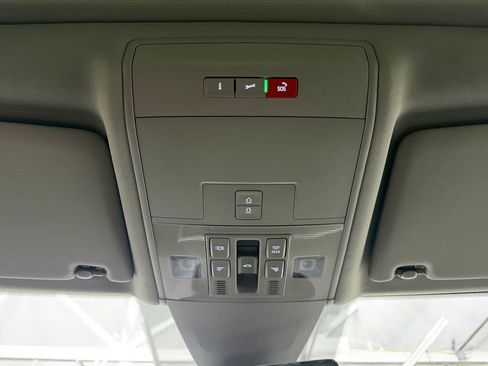Used 2021 Volkswagen Atlas SEL Premium AWD/4WD image 16