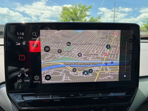 Certified 2023 Volkswagen ID.4 Pro AWD/4WD image 15