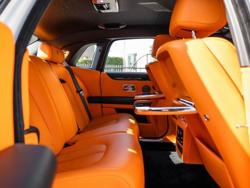 Used 2024 Rolls-Royce Ghost image 30