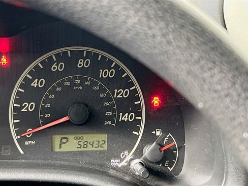 Used 2011 Toyota Corolla LE image 23