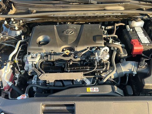 Used 2023 Toyota Camry SE image 33
