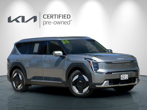 Certified 2024 Kia EV9 Wind AWD/4WD image 2