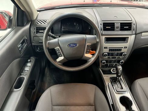 Used 2010 Ford Fusion SE FWD image 11