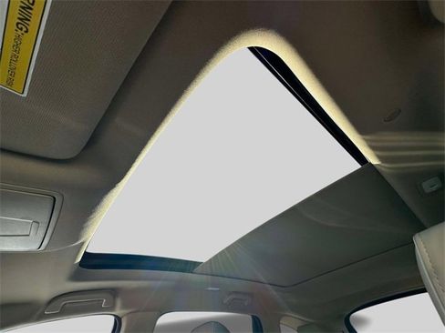 Used 2023 Acura MDX SH-AWD w/ Advance Package image 28