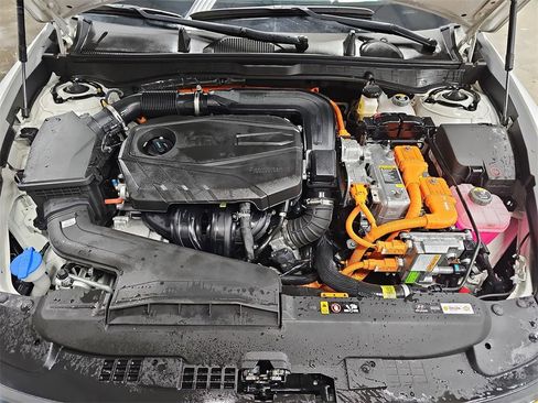 Used 2024 Hyundai Sonata Limited image 30