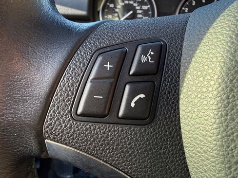 Used 2011 BMW 328i Convertible image 14