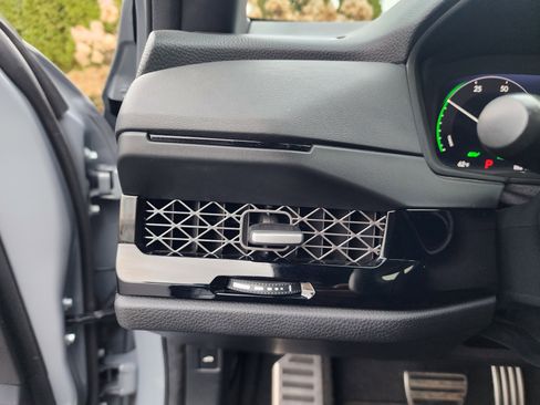 Used 2023 Honda Accord Sport image 25