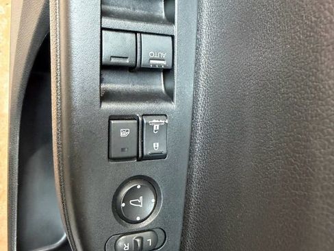 Used 2013 Honda Accord Sport image 19