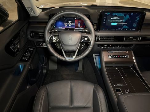 New 2026 Lincoln Aviator Reserve AWD/4WD image 22