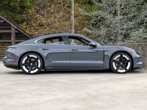 Certified 2025 Porsche Taycan AWD/4WD image 12