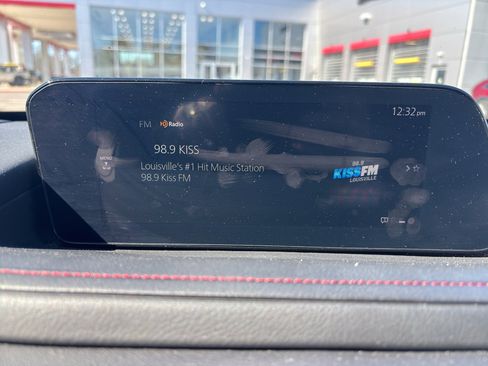 Used 2025 MAZDA CX-30 AWD 2.5 S w/ Preferred Package image 8