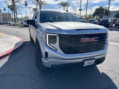 Used 2022 GMC Sierra 1500 Elevation image 32