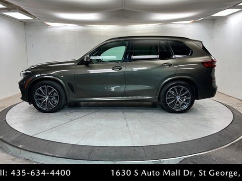 Used 2022 BMW X5 xDrive40i w/ M Sport Package image 2