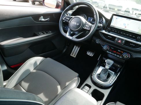 Certified 2023 Kia Forte GT-Line w/ GT-Line Premium Package FWD image 9