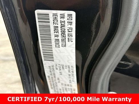 Certified 2024 Jeep Compass Latitude image 30