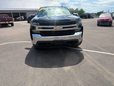 Used 2019 Chevrolet Silverado 1500 LT w/ All-Star Edition AWD/4WD image 2