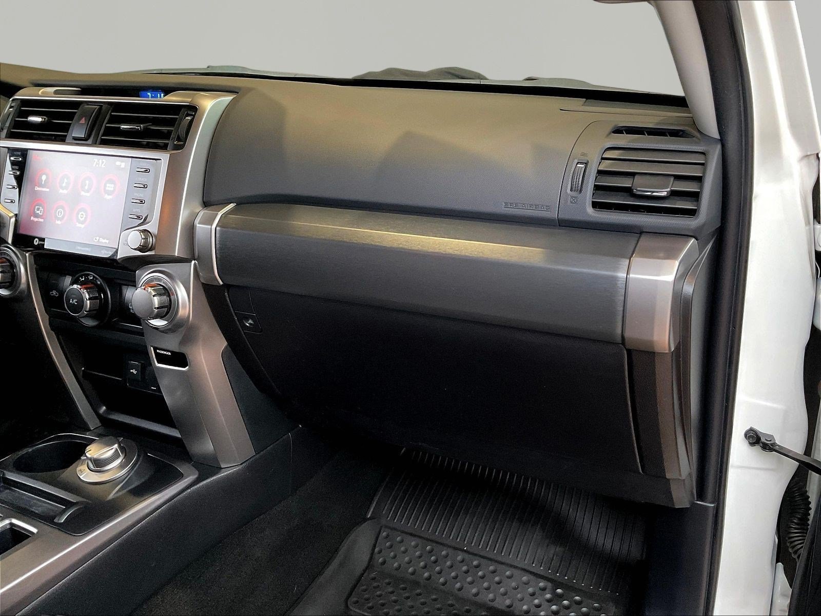 Used 2022 Toyota 4Runner SR5 Premium w/ Moonroof Package AWD/4WD image 26