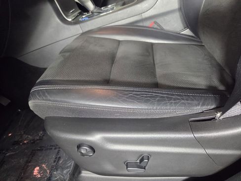 Used 2020 Jeep Grand Cherokee Altitude RWD image 11