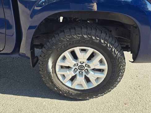 Certified 2022 Nissan Frontier SV AWD/4WD image 10