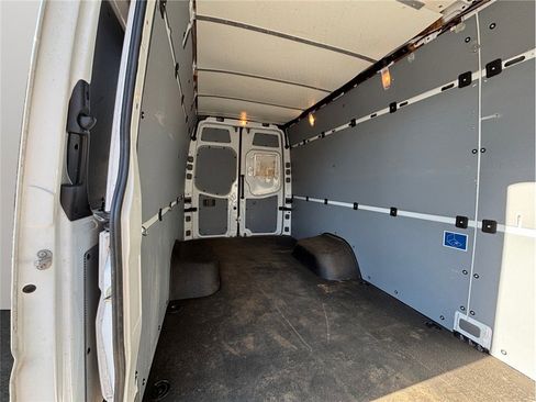 Used 2012 Mercedes-Benz Sprinter 3500 image 23