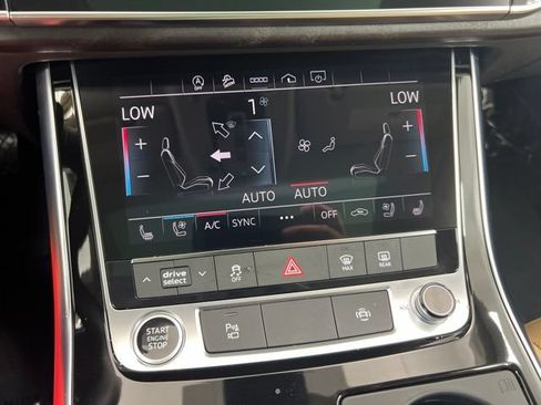 Used 2023 Audi Q8 Premium Plus w/ Premium Plus Package AWD/4WD image 17