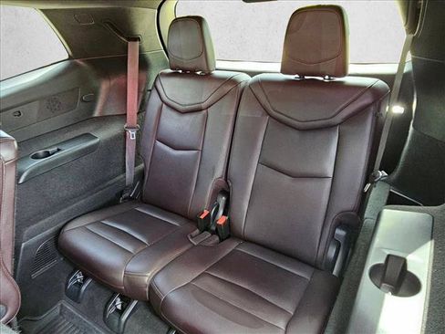 Used 2020 Cadillac XT6 Premium Luxury FWD image 19