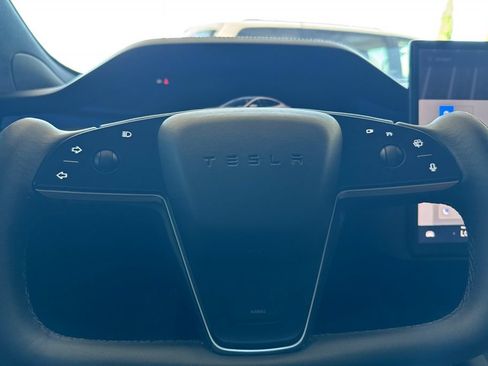 Used 2022 Tesla Model S AWD/4WD image 21