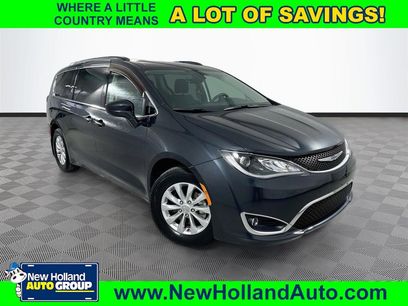 Used 2019 Chrysler Pacifica Touring Plus w/ Cold Weather Group