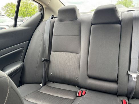 Used 2025 Nissan Altima 2.5 SV FWD image 38