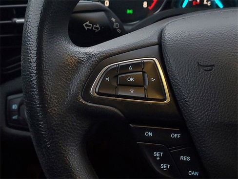 Certified 2018 Ford Escape SE w/ SE Sync 3 Package image 15