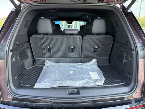 Used 2026 Chevrolet Traverse High Country w/ LPO, Floor Liner Package AWD/4WD image 45