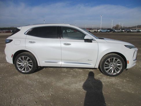 New 2026 Buick Envision Avenir AWD/4WD image 3