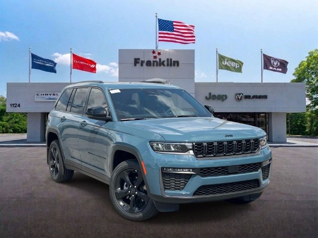 New 2027 Jeep Grand Cherokee Limited w/ Limited Altitude Package AWD/4WD image 1