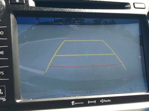 Used 2017 Toyota Highlander Limited image 21