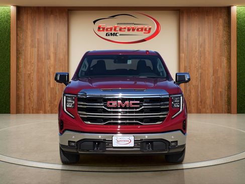 Used 2024 GMC Sierra 1500 SLT w/ SLT Premium Plus Package AWD/4WD image 2