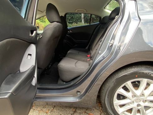 Used 2016 MAZDA MAZDA3 i Sport w/ Preferred Equipment Package image 32