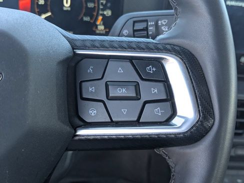 Used 2025 Ford Mustang Coupe RWD image 19