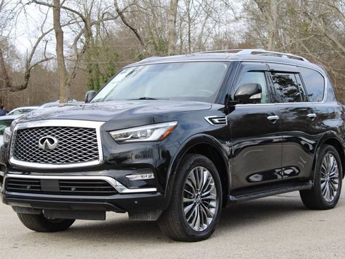 Used 2019 INFINITI QX80 Luxe w/ Proassist Package image 3