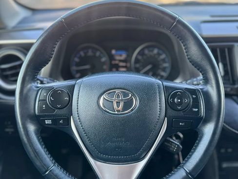 Used 2018 Toyota RAV4 XLE w/ Carpet Mat Package FWD image 51