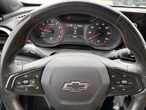 Certified 2024 Chevrolet Trax RS w/ Driver Confidence Package image 18