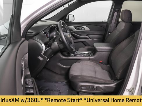 Used 2023 Chevrolet Traverse LT FWD image 7