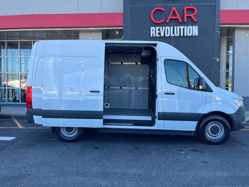 Used 2023 Mercedes-Benz Sprinter 2500 image 35