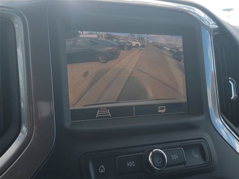 Used 2022 Chevrolet Silverado 1500 Custom image 26