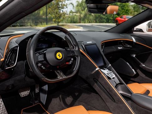 Used 2024 Ferrari Roma Spider RWD image 30