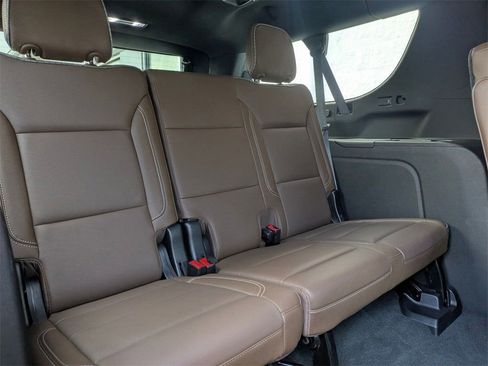 Certified 2021 Chevrolet Suburban High Country image 30