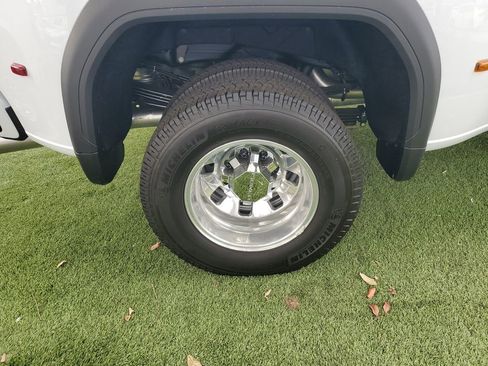 New 2026 GMC Sierra 3500 Denali Ultimate image 5