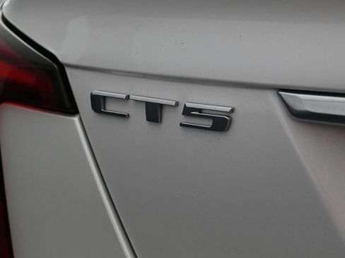 Used 2022 Cadillac CT5 Luxury RWD image 31