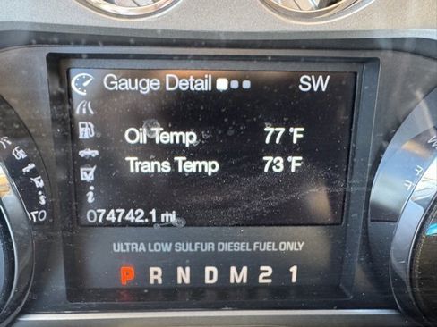 Used 2015 Ford F250 Lariat w/ Chrome Package image 22